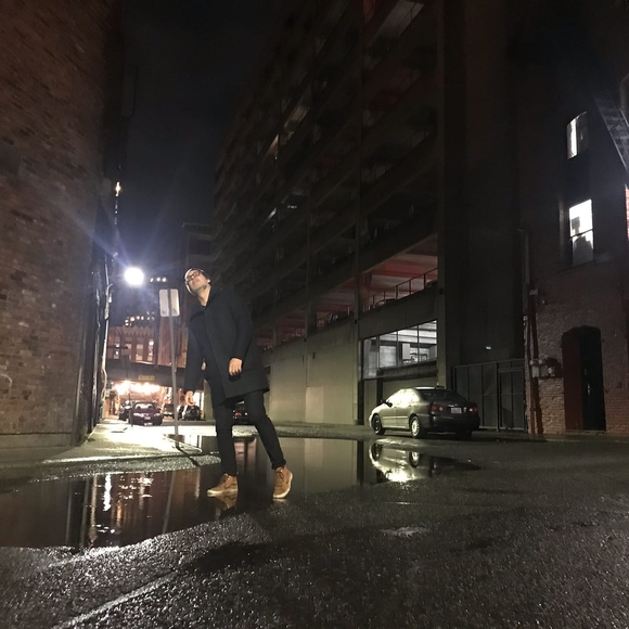 Meet your Posher, Robinson - Picture 1 of 1